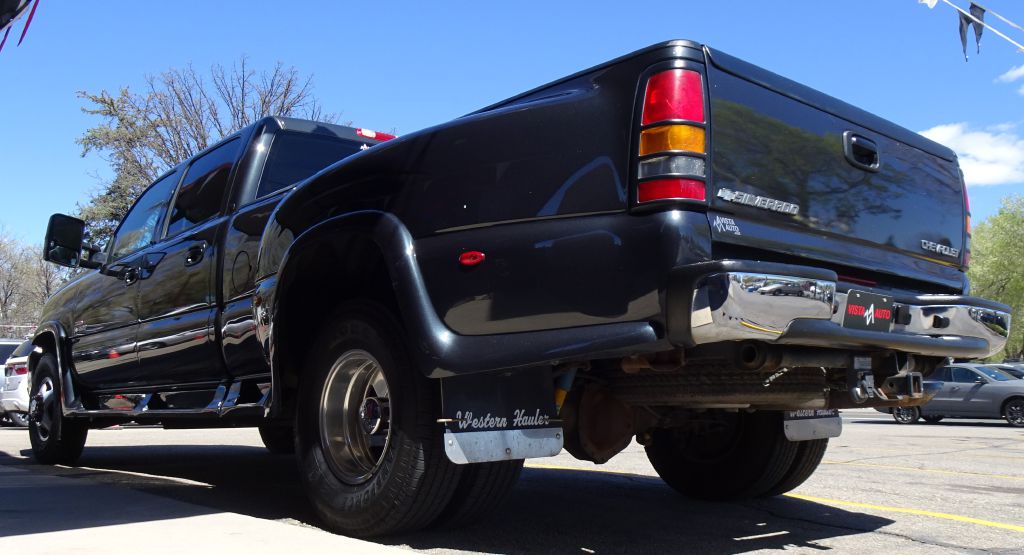 Photo 32 of this CHEVROLET SILVERADO 3500