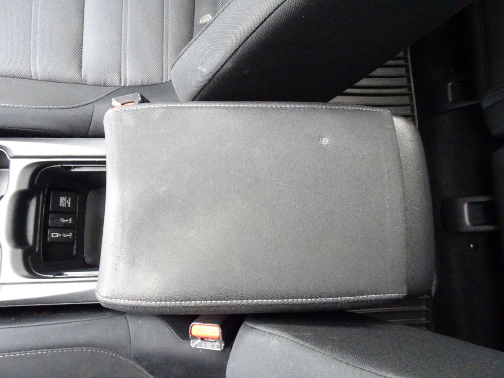 Photo 27 of this HONDA CR-V
