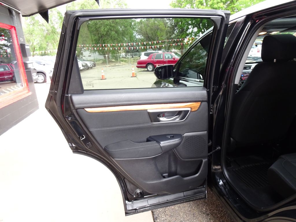 Photo 29 of this HONDA CR-V
