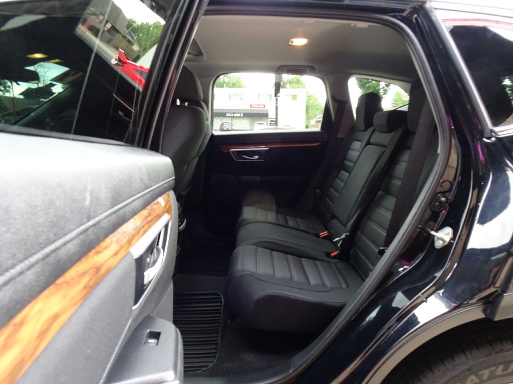 Photo 31 of this HONDA CR-V