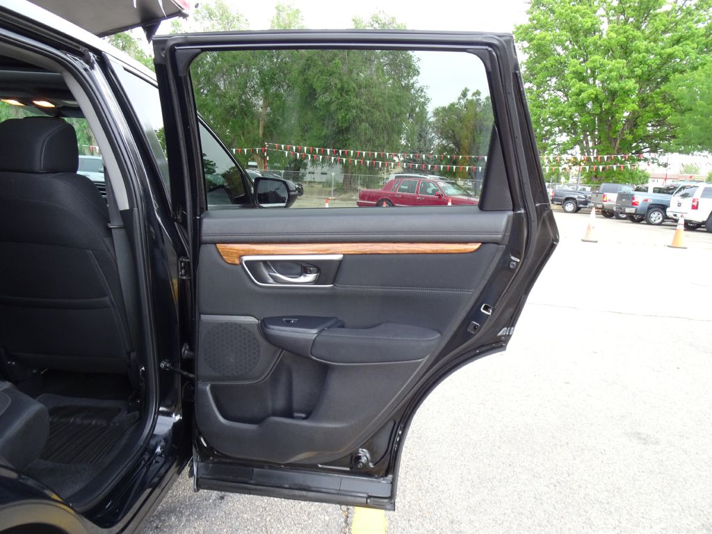 Photo 36 of this HONDA CR-V