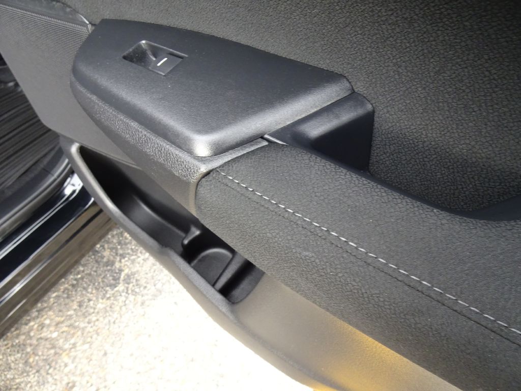 Photo 37 of this HONDA CR-V