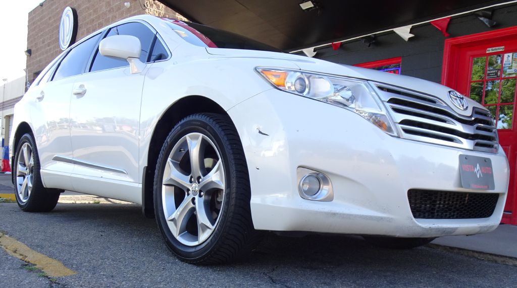 Photo 2 of this TOYOTA VENZA