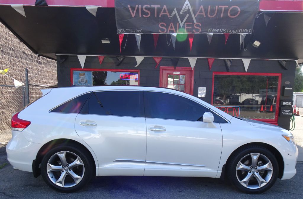 Photo 7 of this TOYOTA VENZA