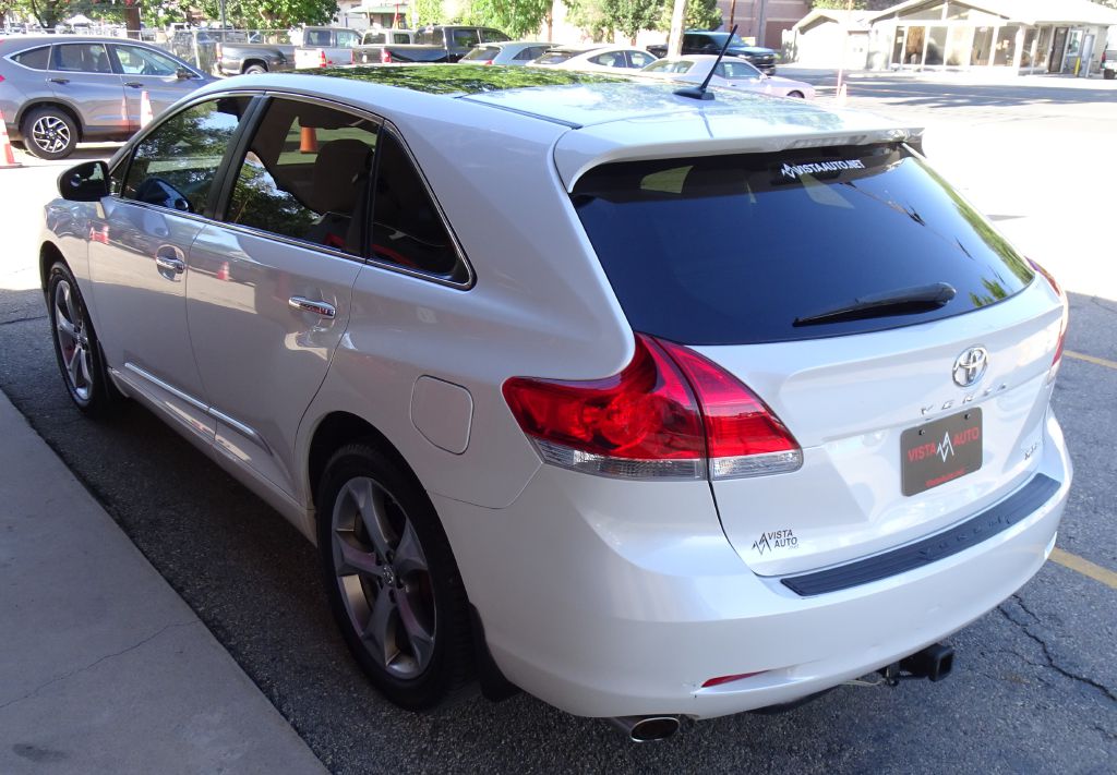 Photo 14 of this TOYOTA VENZA