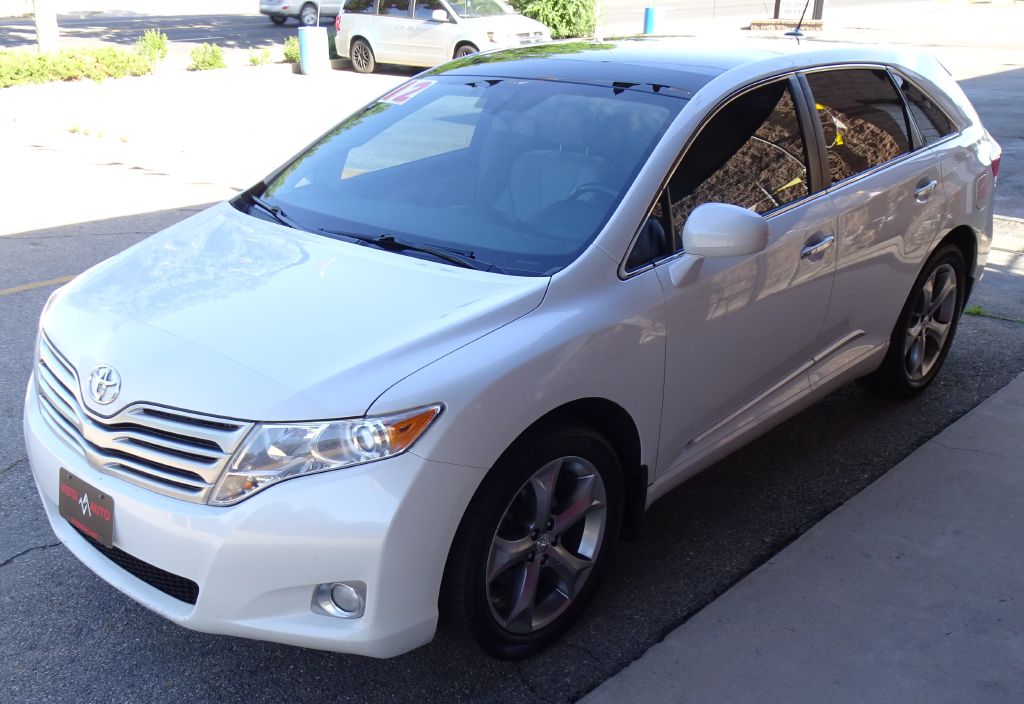 Photo 17 of this TOYOTA VENZA