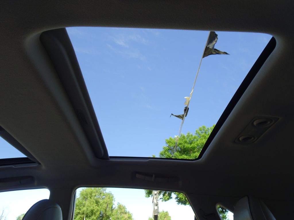 Photo 34 of this TOYOTA VENZA