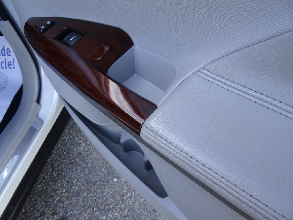 Photo 42 of this TOYOTA VENZA