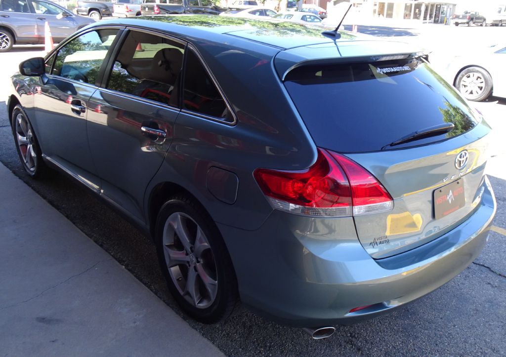 Photo 14 of this TOYOTA VENZA