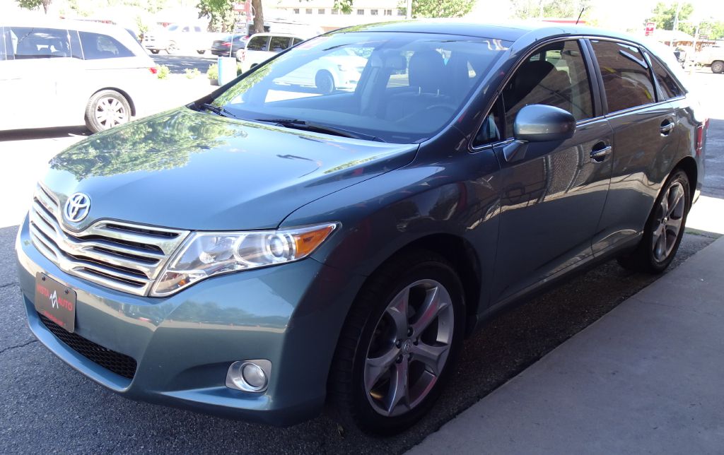 Photo 15 of this TOYOTA VENZA