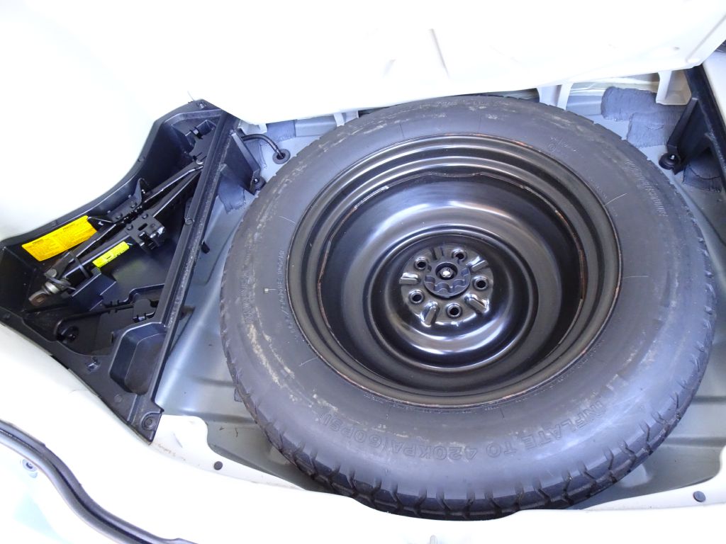 Photo 36 of this TOYOTA VENZA