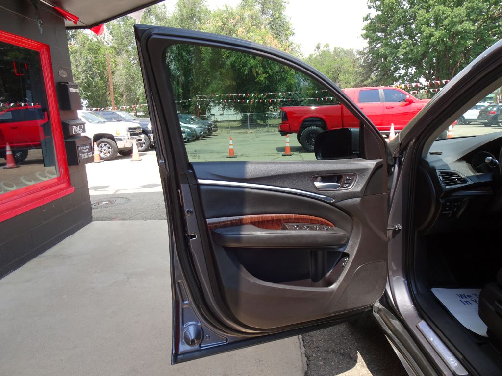 Photo 18 of this ACURA MDX