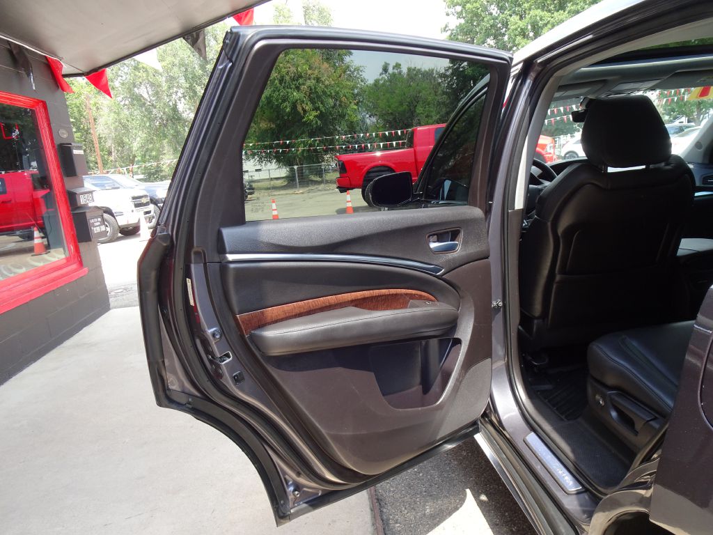 Photo 29 of this ACURA MDX
