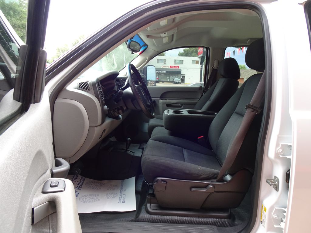 Photo 20 of this CHEVROLET SILVERADO 2500