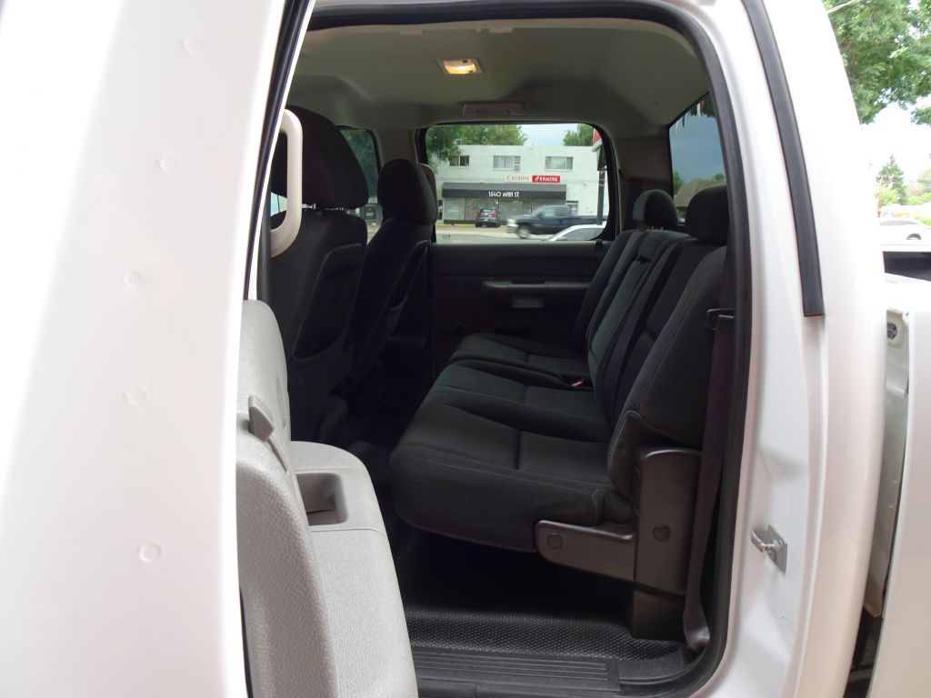 Photo 29 of this CHEVROLET SILVERADO 2500