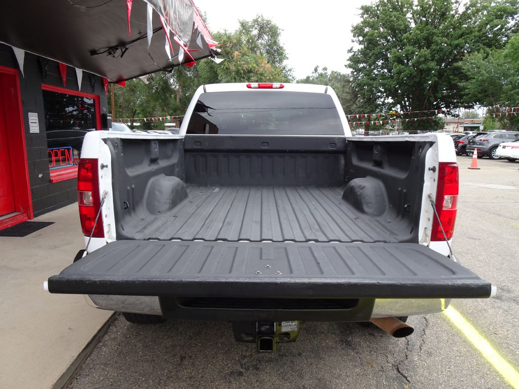 Photo 32 of this CHEVROLET SILVERADO 2500
