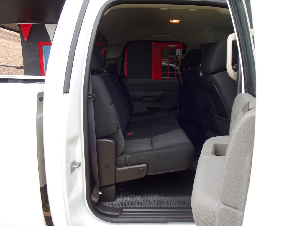 Photo 35 of this CHEVROLET SILVERADO 2500