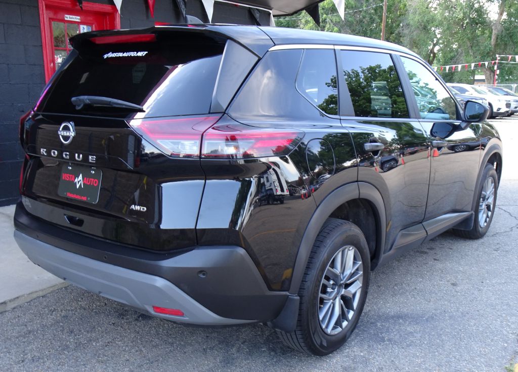 Photo 8 of this NISSAN ROGUE
