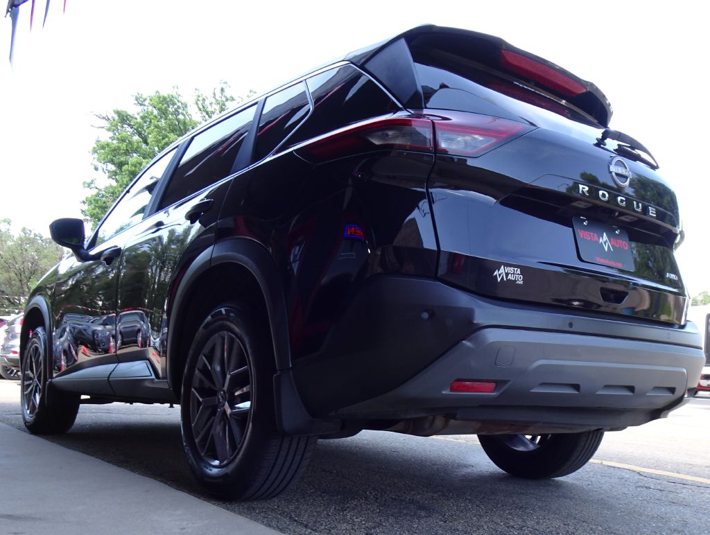 Photo 13 of this NISSAN ROGUE