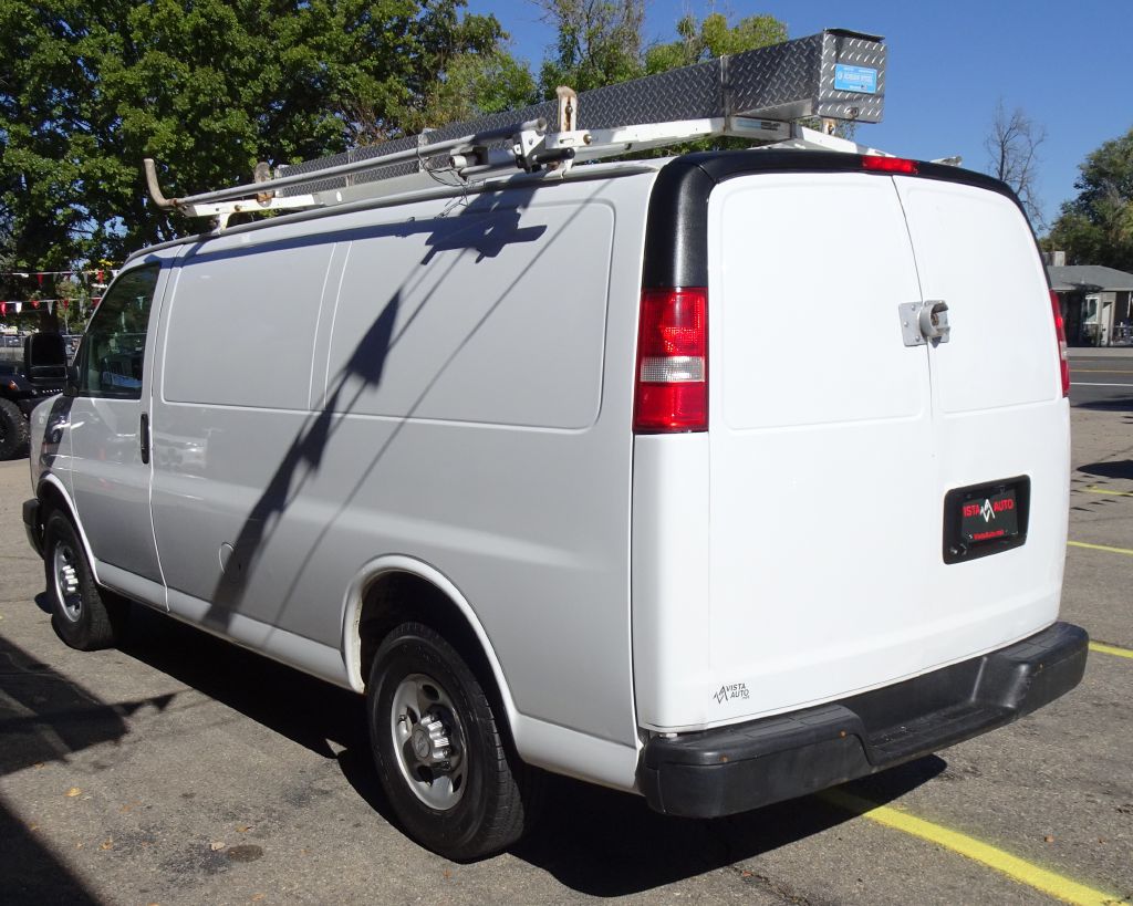 Photo 14 of this CHEVROLET EXPRESS G2500