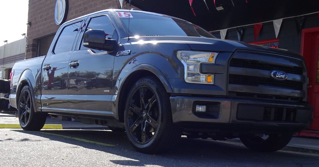 Photo 2 of this FORD F150