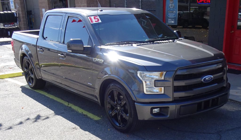 Photo 3 of this FORD F150