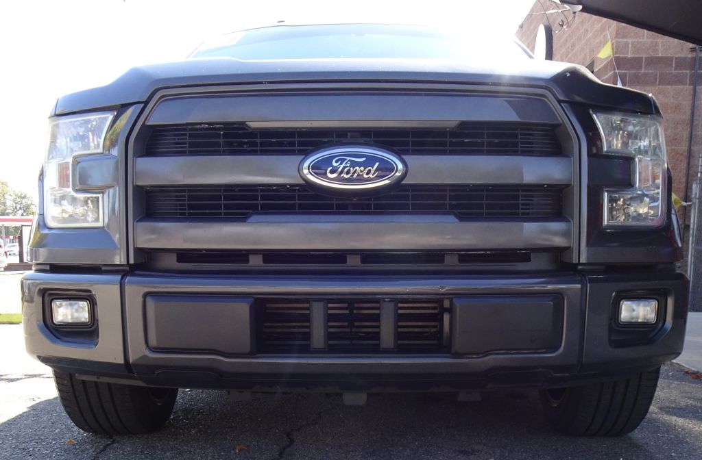 Photo 5 of this FORD F150