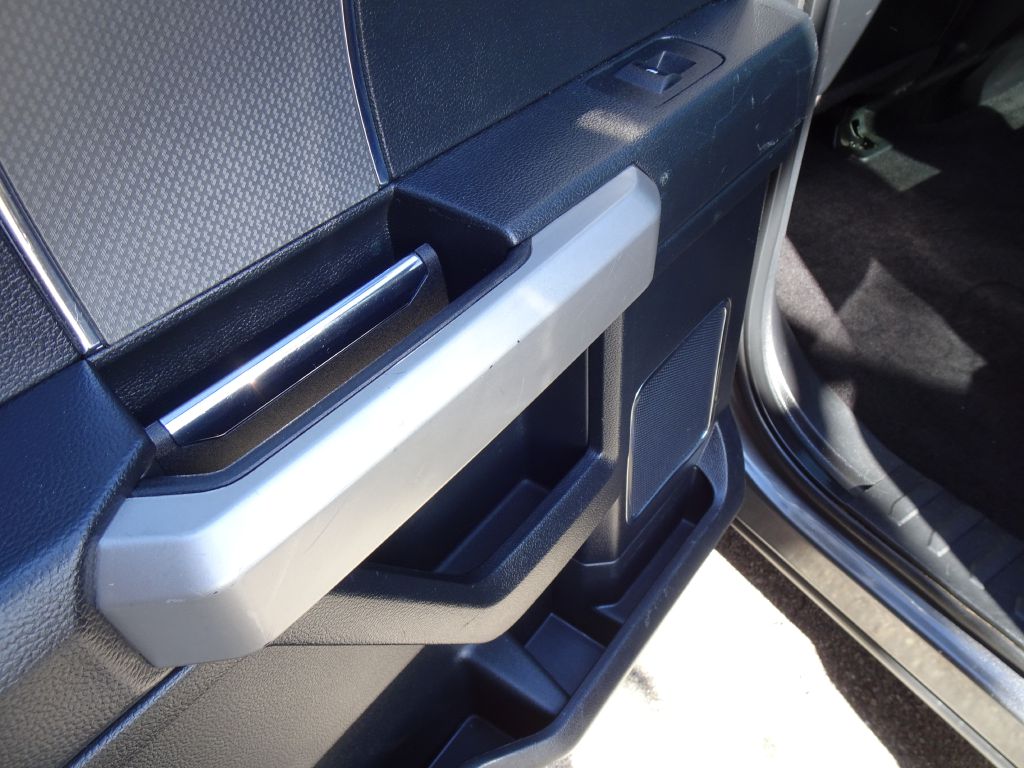 Photo 29 of this FORD F150