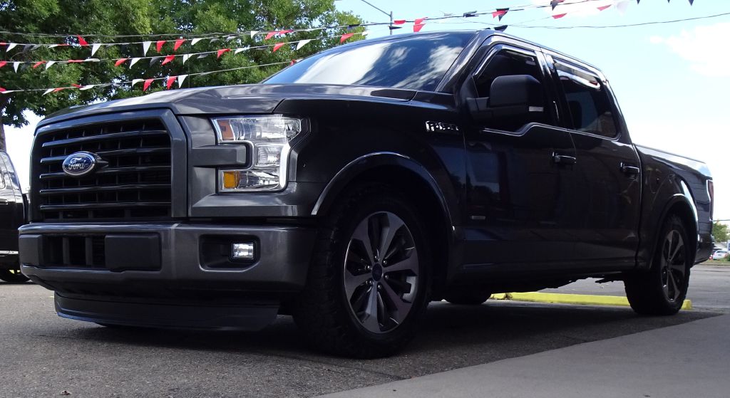 Photo 16 of this FORD F150