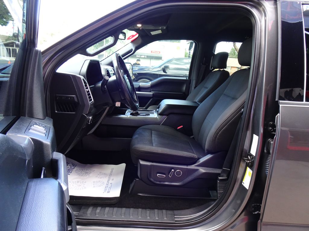 Photo 20 of this FORD F150