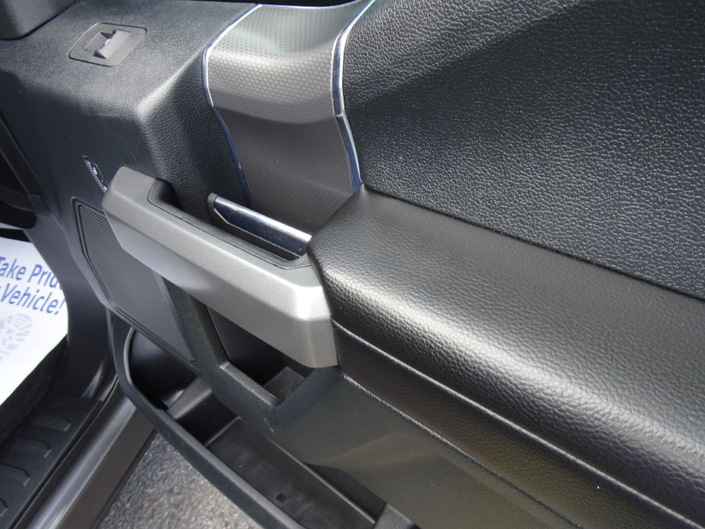 Photo 36 of this FORD F150