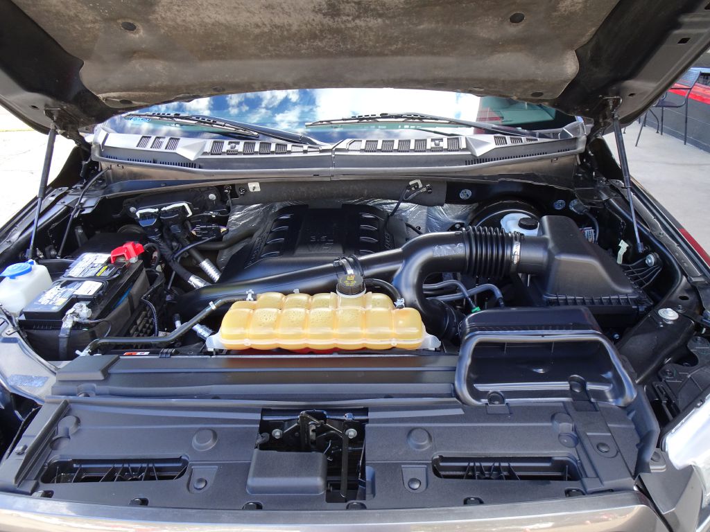 Photo 38 of this FORD F150