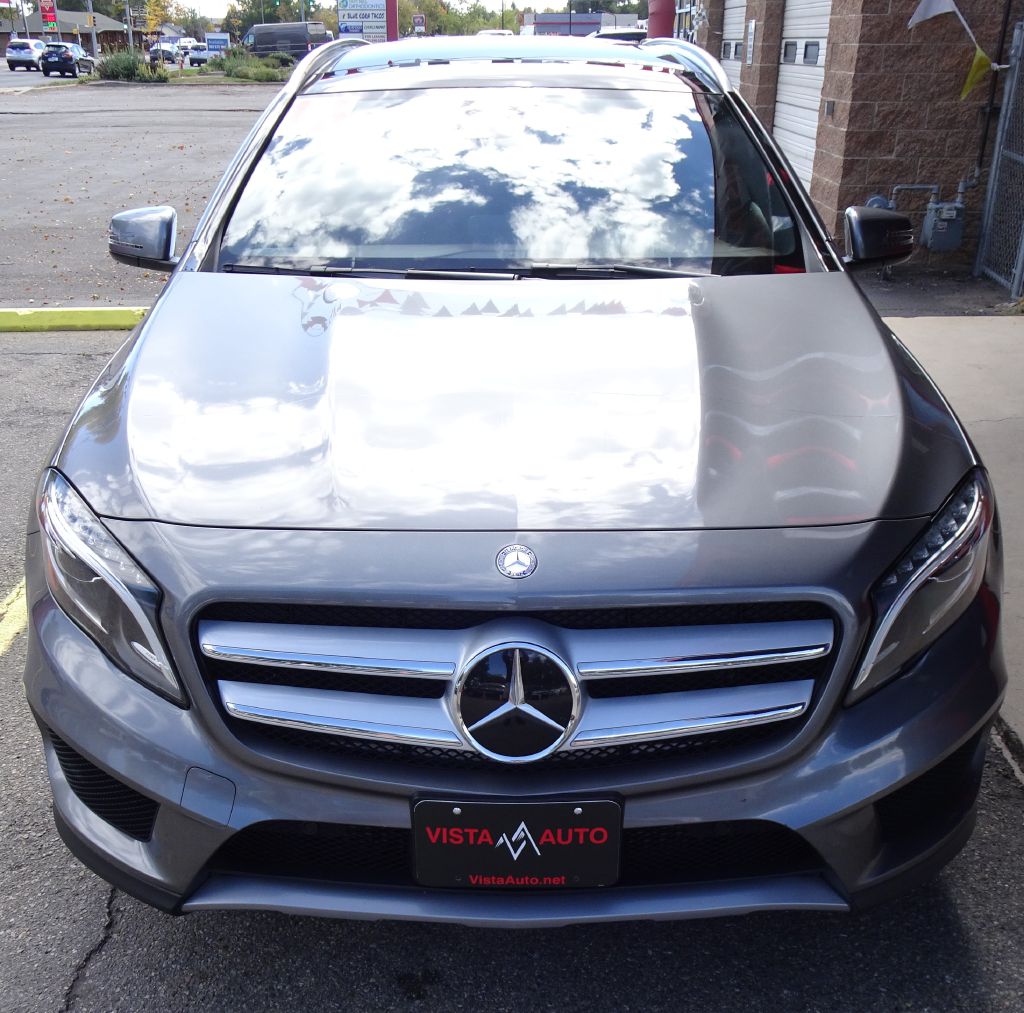 Photo 4 of this MERCEDES-BENZ GLA