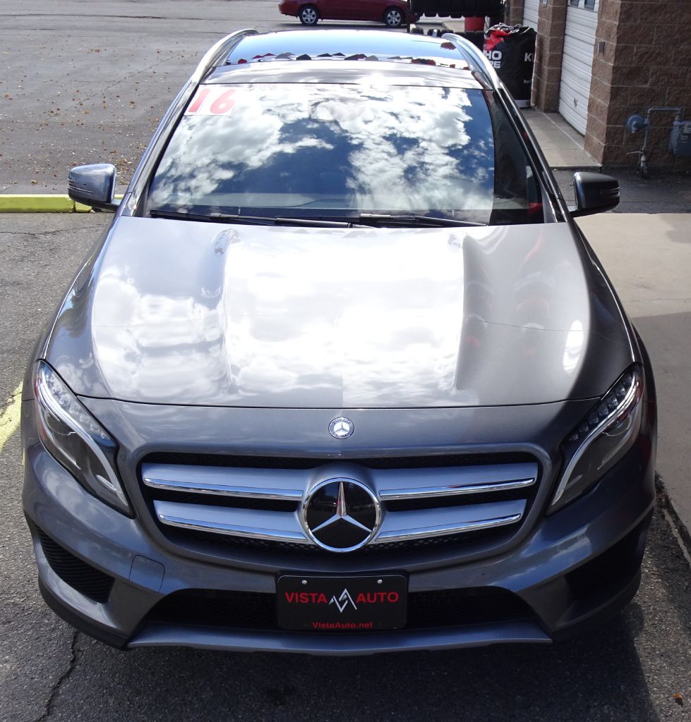 Photo 6 of this MERCEDES-BENZ GLA