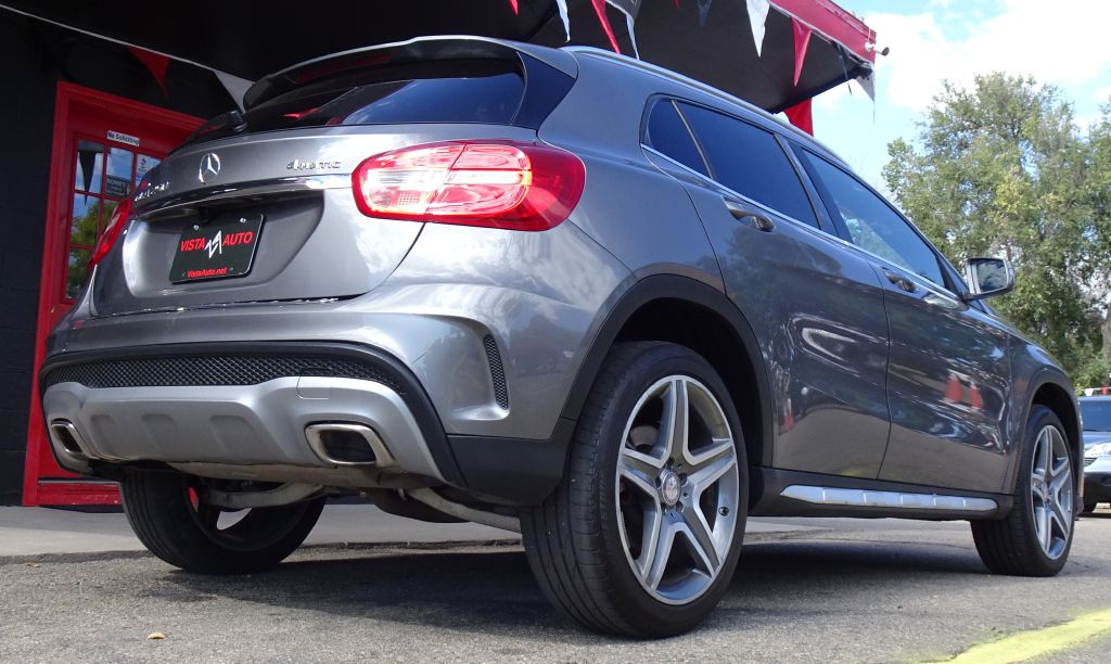 Photo 9 of this MERCEDES-BENZ GLA