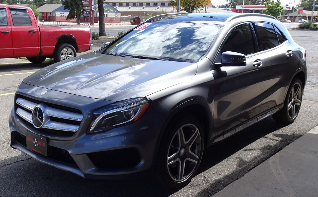 Photo 15 of this MERCEDES-BENZ GLA