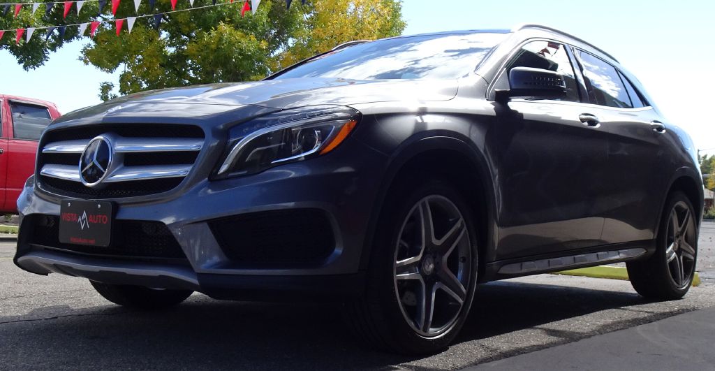 Photo 16 of this MERCEDES-BENZ GLA
