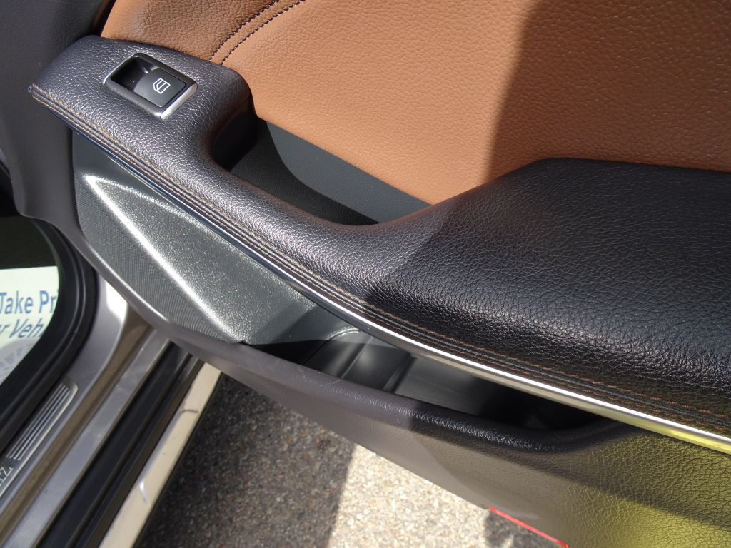 Photo 38 of this MERCEDES-BENZ GLA