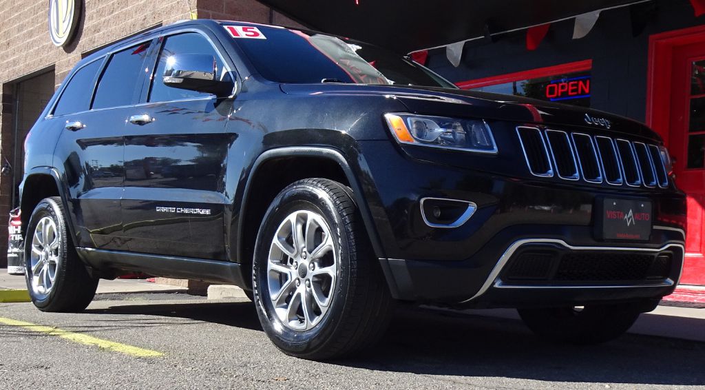 Photo 2 of this JEEP GRAND CHEROKEE