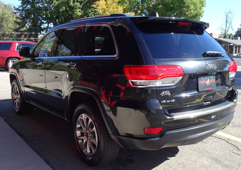 Photo 12 of this JEEP GRAND CHEROKEE