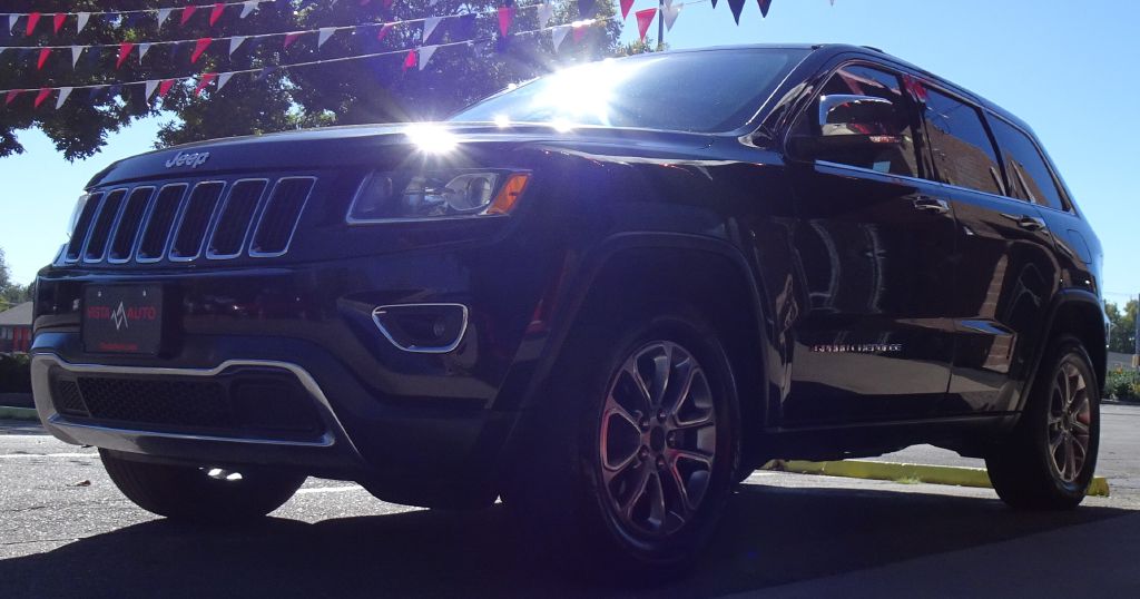 Photo 16 of this JEEP GRAND CHEROKEE