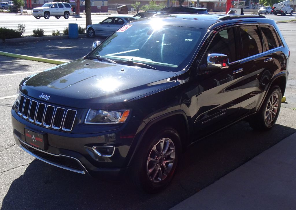 Photo 17 of this JEEP GRAND CHEROKEE