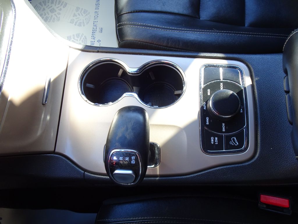 Photo 25 of this JEEP GRAND CHEROKEE