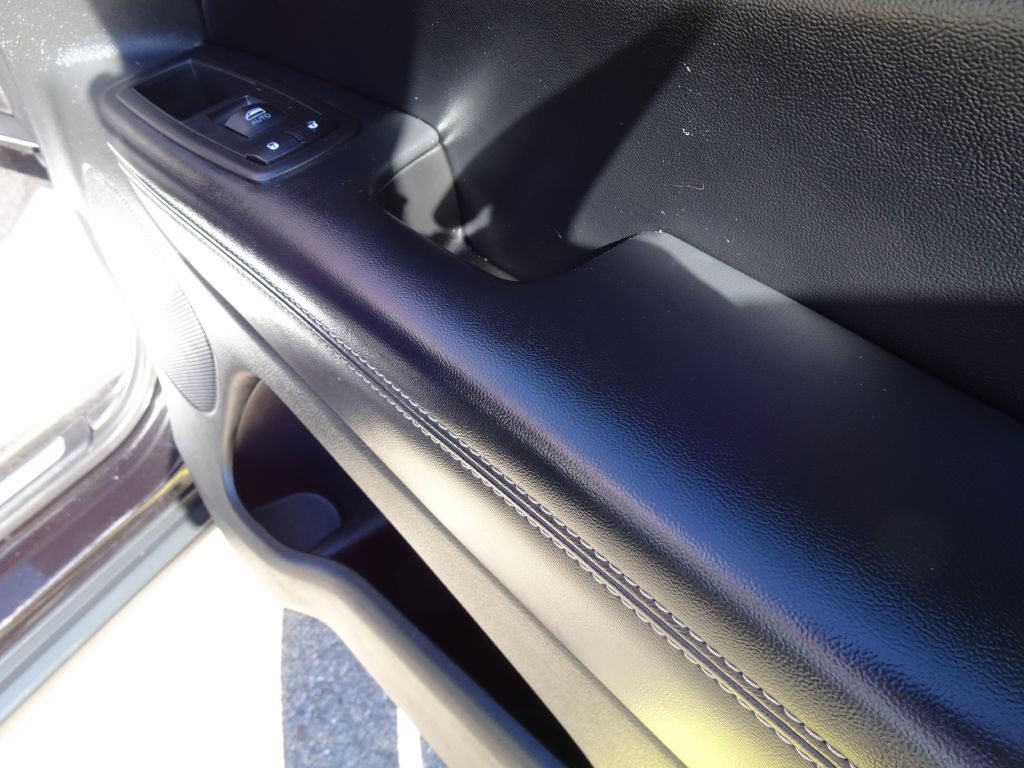 Photo 41 of this JEEP GRAND CHEROKEE