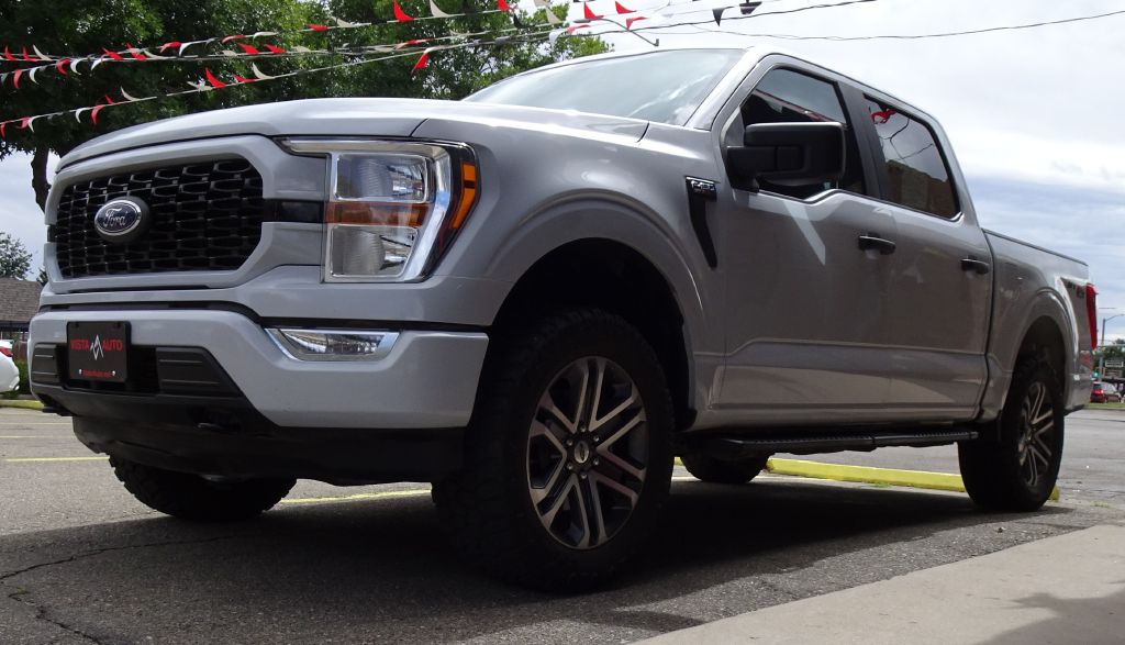 Photo 16 of this FORD F150