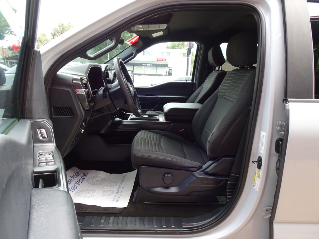 Photo 20 of this FORD F150