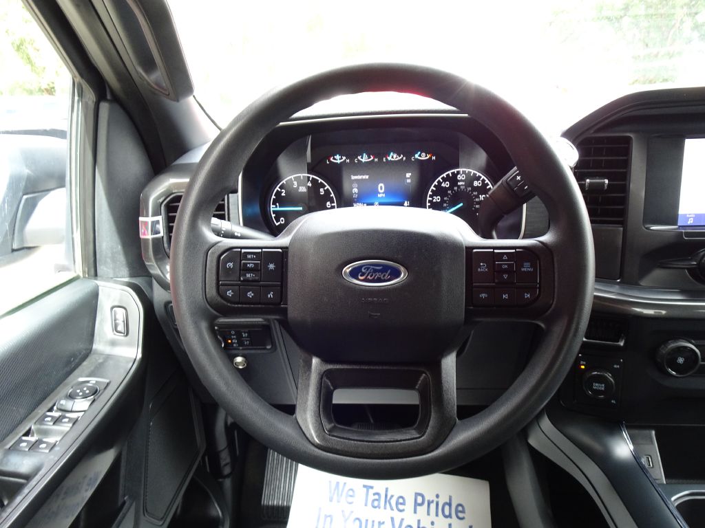 Photo 21 of this FORD F150