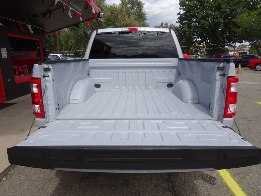 Photo 32 of this FORD F150