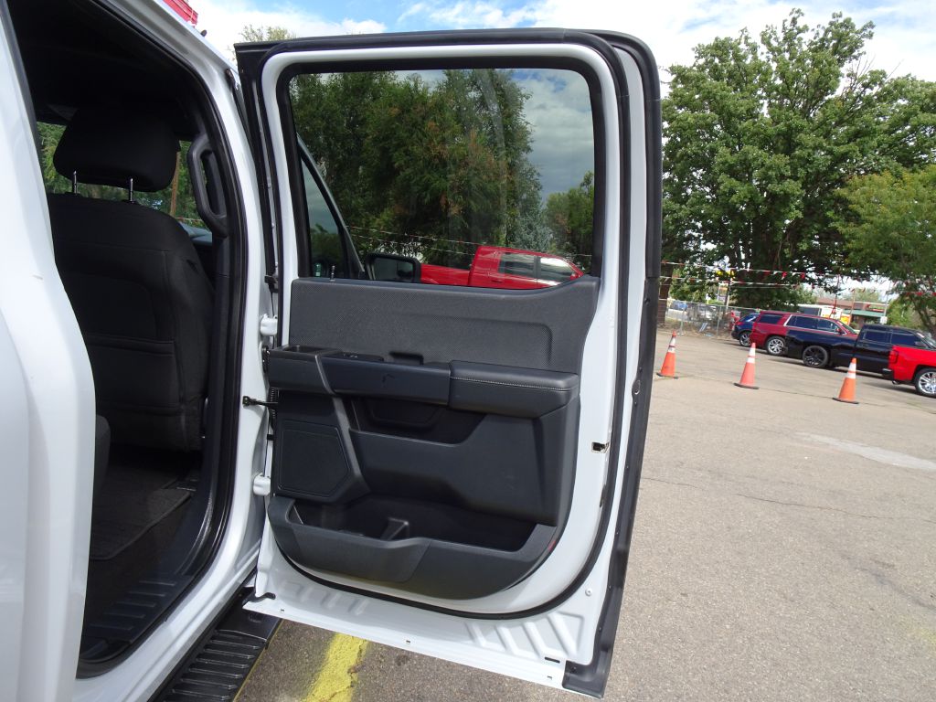 Photo 33 of this FORD F150