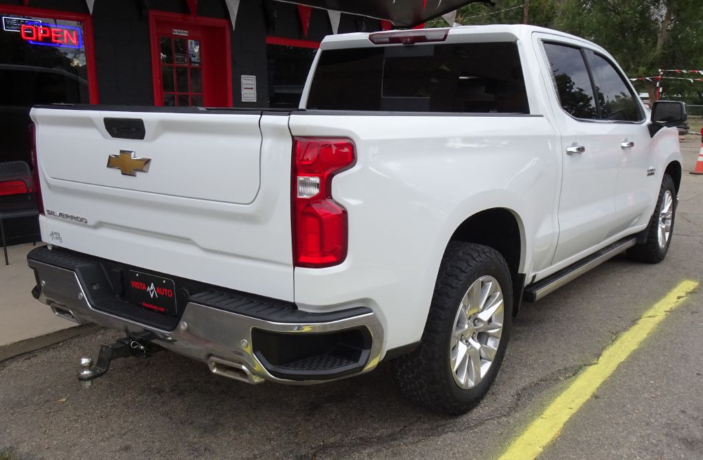 Photo 8 of this CHEVROLET SILVERADO LTD